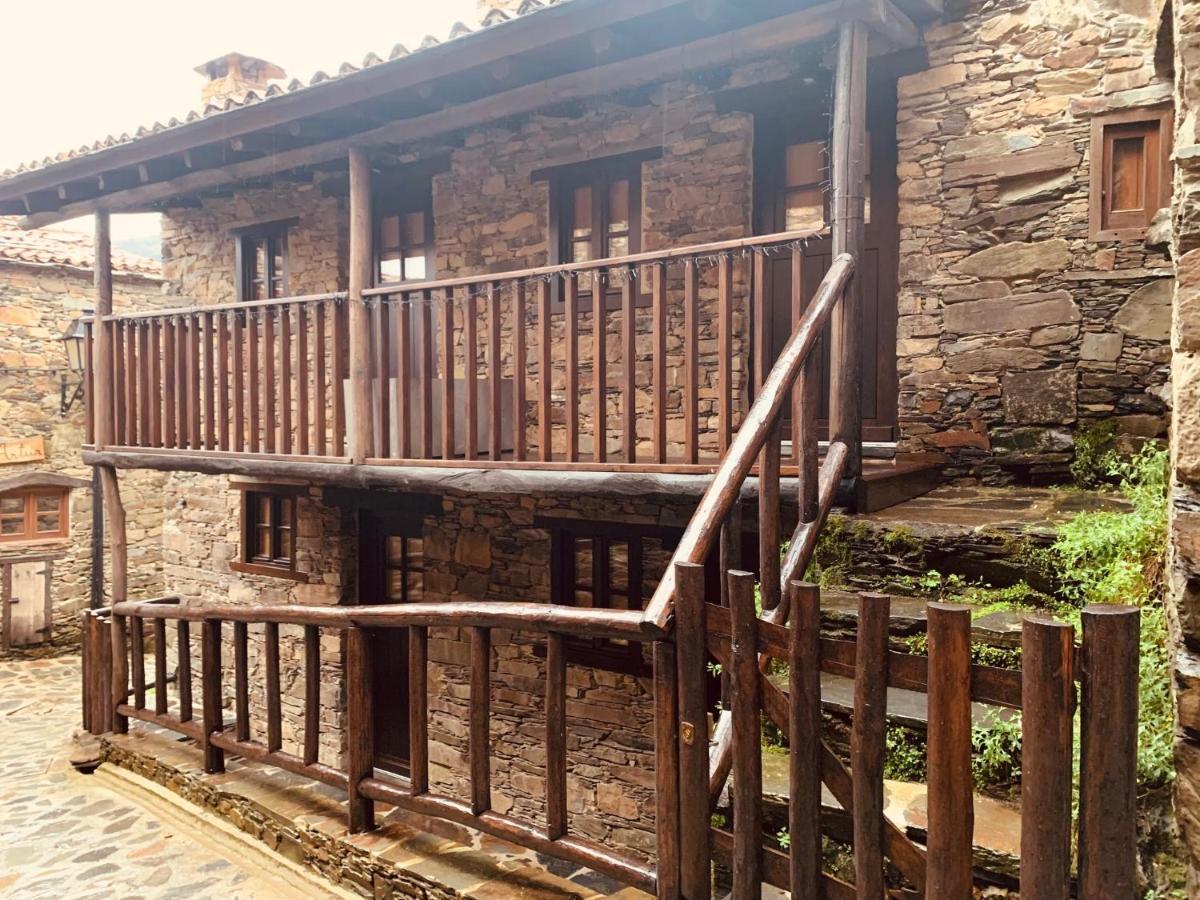Casas Do Talasnal * Lousa (Central Portugal)